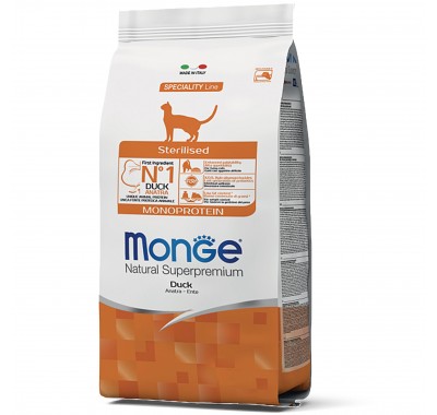 Сухой корм для кошек Monge Cat Sterilised с уткой 10 кг 70056182