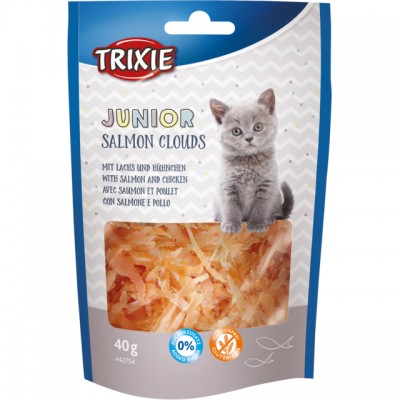 Ласощі для кошенят Trixie Junior Salmon Clouds з лососем та куркою 40г 42754